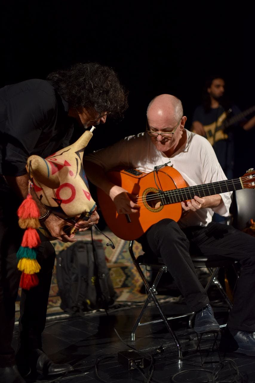 Mohsen Sharifian, an Iranian Ney-anban player, collaborates in a jam session with José Luis Montón.